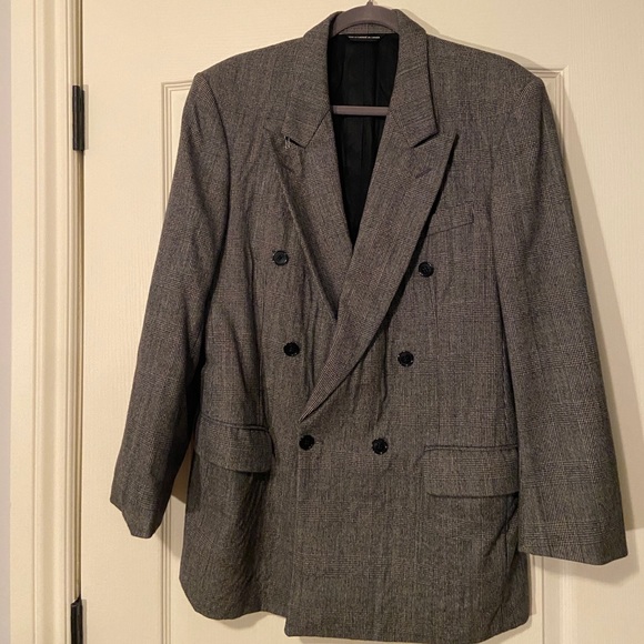 Blazer - Picture 3 of 5